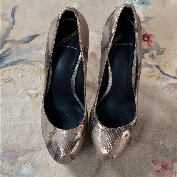 Brian Atwood Python Gold Heels. Size 6. - Picture 3 of 7